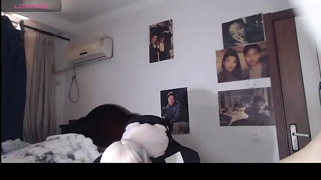 Snapshot of candy_cola chatting on November 12, 2025, 2:45 am candy cola online show from November 12, 2025, 2:45 am