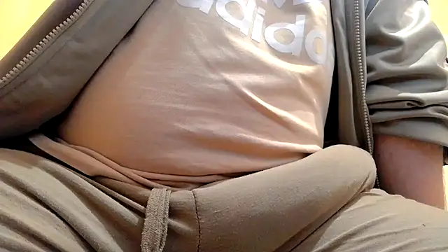 Snapshot of gae89tano chatting on November 10, 2025, 9:47 pm gae89tano online show from November 10, 2025, 9:47 pm