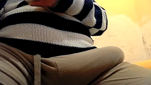 Snapshot of gae89tano chatting on December 15, 2025, 9:08 pm gae89tano online show from December 15, 2025, 9:08 pm