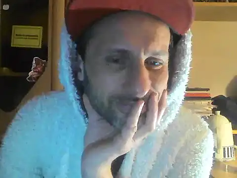 Snapshot of FireFox_Feel chatting on March 16, 2025, 1:38 am FireFox Feel online show from March 16, 2025, 1:38 am