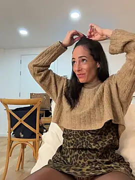 SweeetAlegra online show from January 7, 2025, 9:18 am