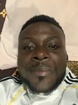 Snapshot of Khendren chatting on March 3, 2026, 8:15 pm Khendren online show from March 3, 2026, 8:15 pm