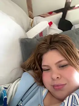 Snapshot of AshlyRouse chatting on December 7, 2024, 6:48 pm AshlyRouse online show from December 7, 2024, 6:48 pm