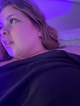 Snapshot of AshlyRouse chatting on December 28, 2024, 7:54 pm AshlyRouse online show from December 28, 2024, 7:54 pm