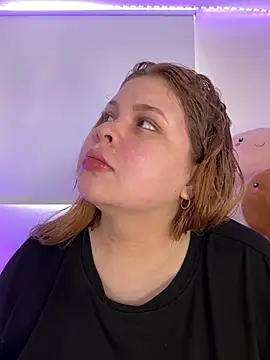 Snapshot of AshlyRouse chatting on March 11, 2025, 2:51 pm AshlyRouse online show from March 11, 2025, 2:51 pm