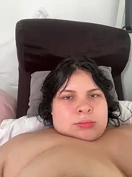 Snapshot of AshlyRouse chatting on October 5, 2025, 6:28 pm AshlyRouse online show from October 5, 2025, 6:28 pm