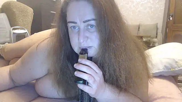 Amy August online show from February 26, 2026, 3:55 pm