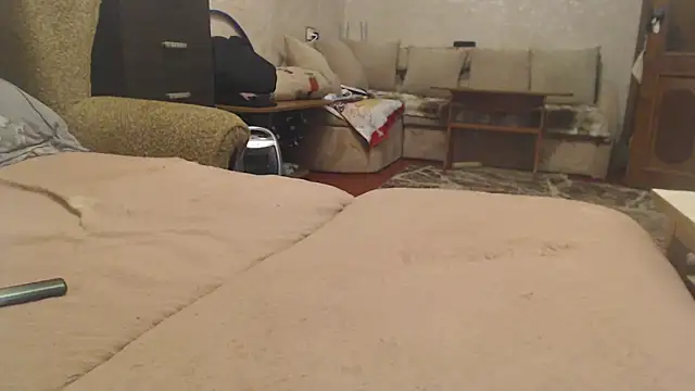 Amy August online show from March 7, 2026, 7:55 pm