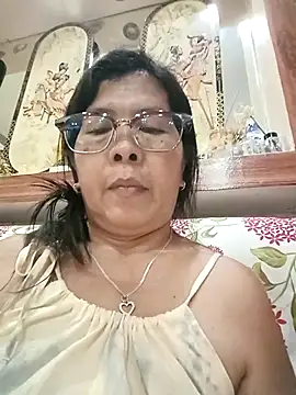 Snapshot of TropicalFlower chatting on April 24, 2026, 6:49 am TropicalFlower online show from April 24, 2026, 6:49 am