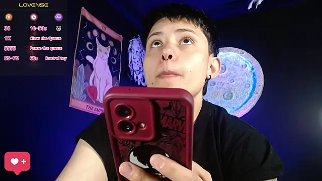 girl intense444 online show from December 22, 2025, 1:19 pm