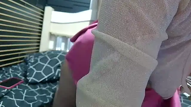 Snapshot of KrikaCat chatting on February 23, 2026, 12:09 am KrikaCat online show from February 23, 2026, 12:09 am