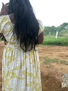 Dhiyapink online show from December 8, 2024, 9:57 am