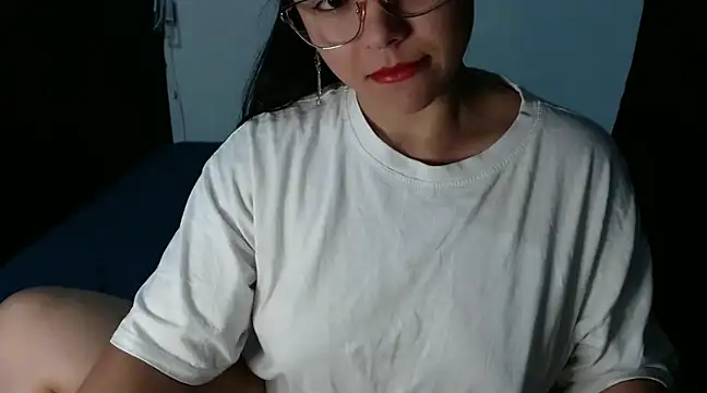 Snapshot of lizbodu chatting on February 18, 2025, 1:32 am lizbodu online show from February 18, 2025, 1:32 am