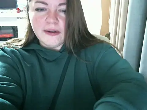 cute  cherry online show from December 9, 2024, 1:55 pm