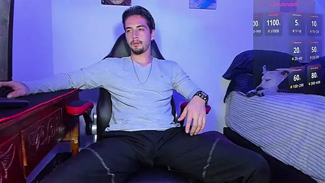 Snapshot of Alex_smith00 chatting on January 25, 2025, 2:37 am Alex smith00 online show from January 25, 2025, 2:37 am