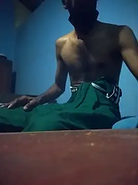 Snapshot of Erangajayawardana chatting on November 13, 2025, 10:30 pm Erangajayawardana online show from November 13, 2025, 10:30 pm