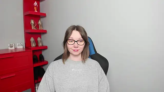 Cookie zoe online show from April 3, 2026, 5:27 am