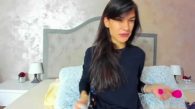 Snapshot of JennaMyers chatting on October 31, 2025, 8:10 pm JennaMyers online show from October 31, 2025, 8:10 pm