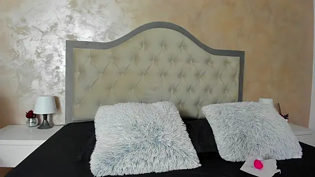 Snapshot of JennaMyers chatting on November 3, 2025, 8:21 pm JennaMyers online show from November 3, 2025, 8:21 pm