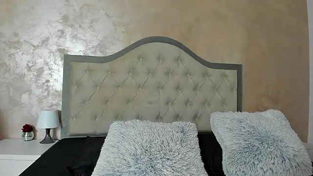 Snapshot of JennaMyers chatting on November 7, 2025, 8:09 pm JennaMyers online show from November 7, 2025, 8:09 pm