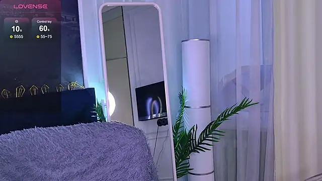 Snapshot of SofiaFoster_ chatting on February 25, 2026, 6:01 am SofiaFoster online show from February 25, 2026, 6:01 am