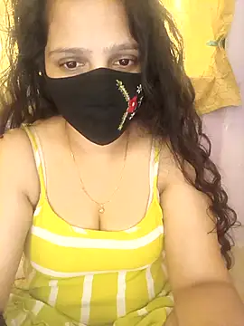 Snapshot of Rising_Smiler chatting on December 4, 2025, 8:01 am Rising Smiler online show from December 4, 2025, 8:01 am