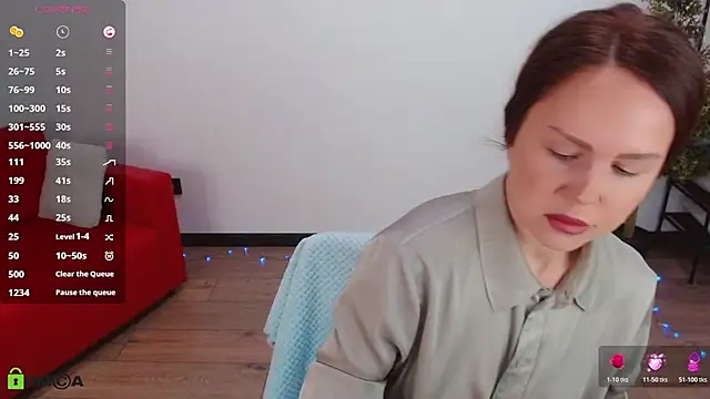 VickyGolden online show from May 25, 2026, 5:13 am
