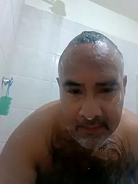 Snapshot of PhillDrake11 chatting on February 20, 2026, 3:25 am PhillDrake11 online show from February 20, 2026, 3:25 am