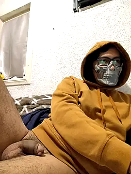 Snapshot of HardestPepe chatting on December 4, 2025, 2:54 am HardestPepe online show from December 4, 2025, 2:54 am