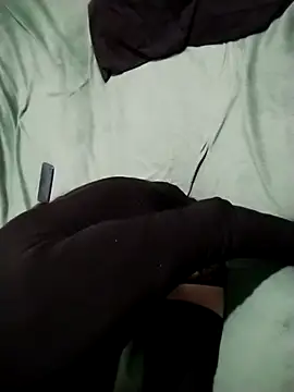 Snapshot of BarbierQueen chatting on December 3, 2025, 9:13 pm BarbierQueen online show from December 3, 2025, 9:13 pm