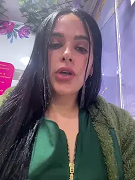 Snapshot of cristalbaby2 chatting on October 9, 2025, 11:36 pm cristalbaby2 online show from October 9, 2025, 11:36 pm