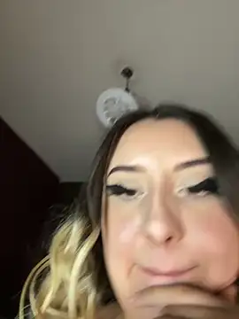 NibiruNairobi69 online show from November 30, 2025, 3:10 am