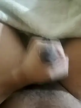 Snapshot of Deluxe_dick chatting on February 16, 2025, 4:21 pm Deluxe dick online show from February 16, 2025, 4:21 pm