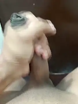 Snapshot of Deluxe_dick chatting on September 18, 2025, 12:18 pm Deluxe dick online show from September 18, 2025, 12:18 pm