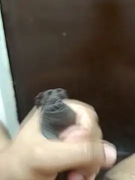 Snapshot of Deluxe_dick chatting on February 24, 2026, 12:58 pm Deluxe dick online show from February 24, 2026, 12:58 pm