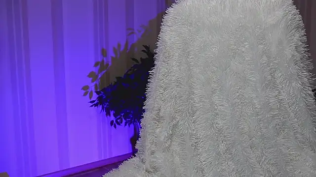 Snapshot of Danielle_Thomas chatting on March 22, 2025, 6:22 am Danielle Thomas online show from March 22, 2025, 6:22 am