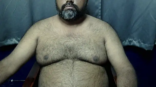 hairysubcub 70 online show from December 2, 2025, 6:52 am