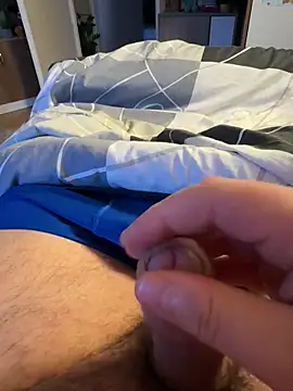 Snapshot of Tomi2244 chatting on November 13, 2025, 6:34 am Tomi2244 online show from November 13, 2025, 6:34 am