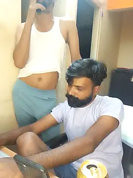 arhan3043 online show from March 8, 2025, 4:39 pm