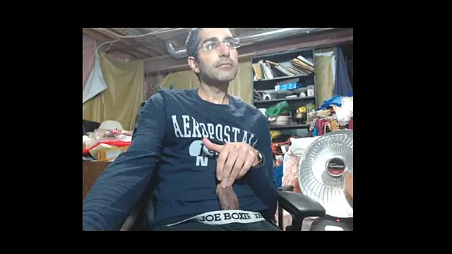 Gsmile1 online show from December 20, 2024, 6:56 pm