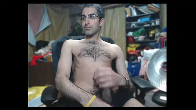 Gsmile1 online show from December 22, 2024, 9:53 pm