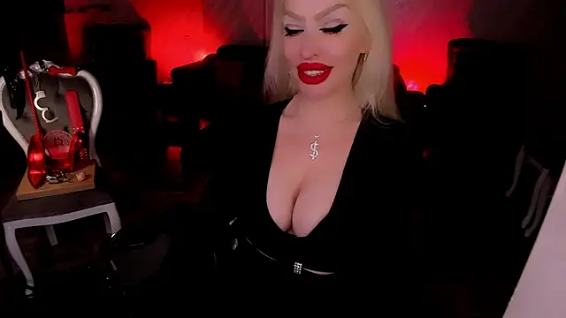 Snapshot of GreedyFinDom chatting on May 15, 2026, 2:46 pm GreedyFinDom online show from May 15, 2026, 2:46 pm