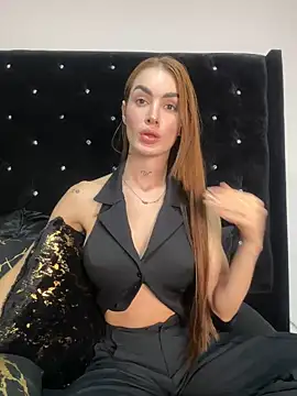 Snapshot of SofiaCarter chatting on December 16, 2024, 12:26 am SofiaCarter online show from December 16, 2024, 12:26 am