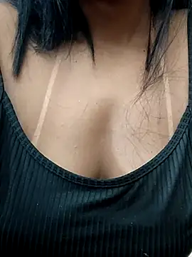 Snapshot of NeydeHotWife chatting on June 25, 2026, 6:12 pm NeydeHotWife online show from June 25, 2026, 6:12 pm