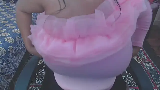 Snapshot of Mahikhanna_ chatting on March 7, 2025, 7:16 pm Mahikhanna online show from March 7, 2025, 7:16 pm