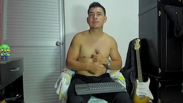 VincentSavage online show from February 3, 2026, 11:21 pm