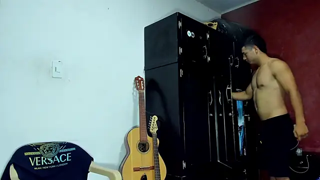 VincentSavage online show from April 28, 2026, 7:08 pm