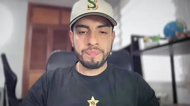 dereck fiore online show from March 14, 2025, 9:21 pm