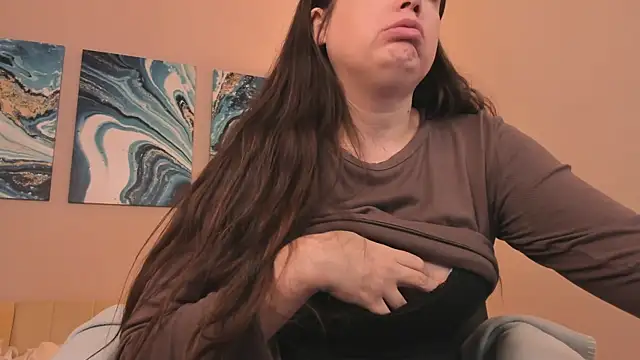 Snapshot of BattyMoll chatting on December 23, 2024, 9:18 pm BattyMoll online show from December 23, 2024, 9:18 pm