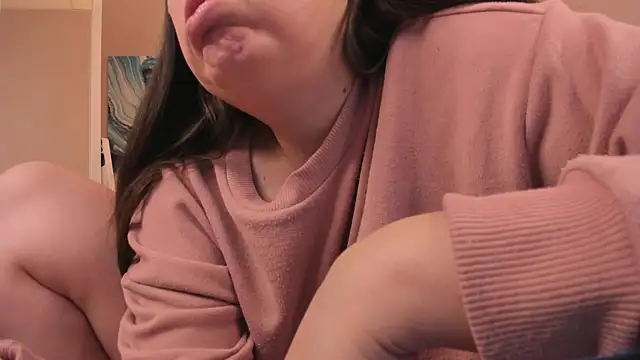 Snapshot of BattyMoll chatting on January 18, 2025, 2:58 am BattyMoll online show from January 18, 2025, 2:58 am